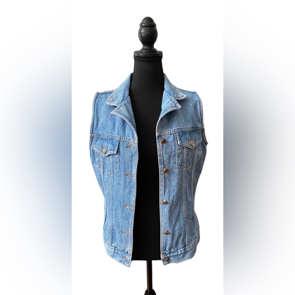 Rio: Casual Light Blue Denim Vest